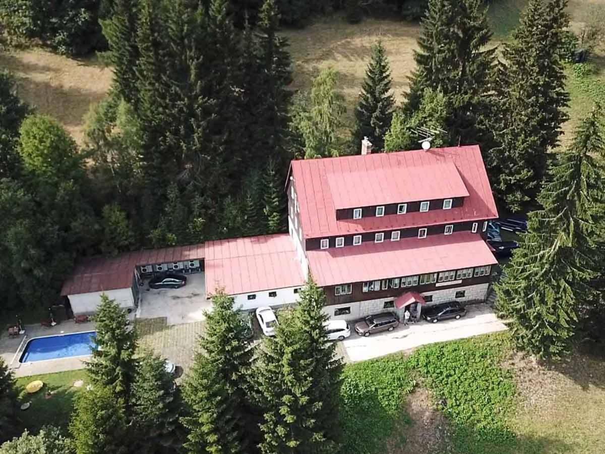 Hotel Flora Dolni Misecky Витковице Экстерьер фото