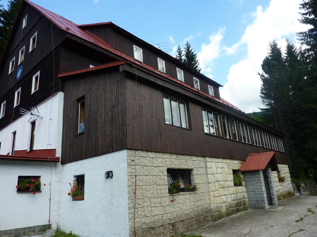 Hotel Flora Dolni Misecky Витковице Экстерьер фото