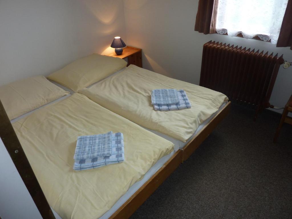 Hotel Flora Dolni Misecky Витковице Экстерьер фото